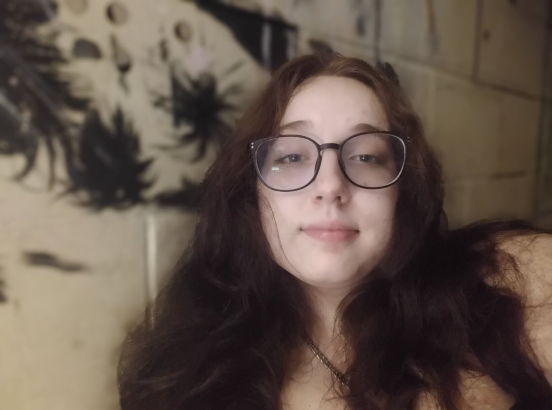Corpsebunny (@corpsebunny) on CashChat