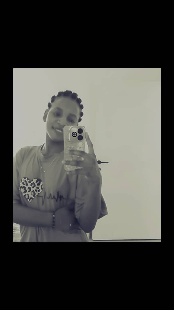 Flick by @Arisu32 · CashChat