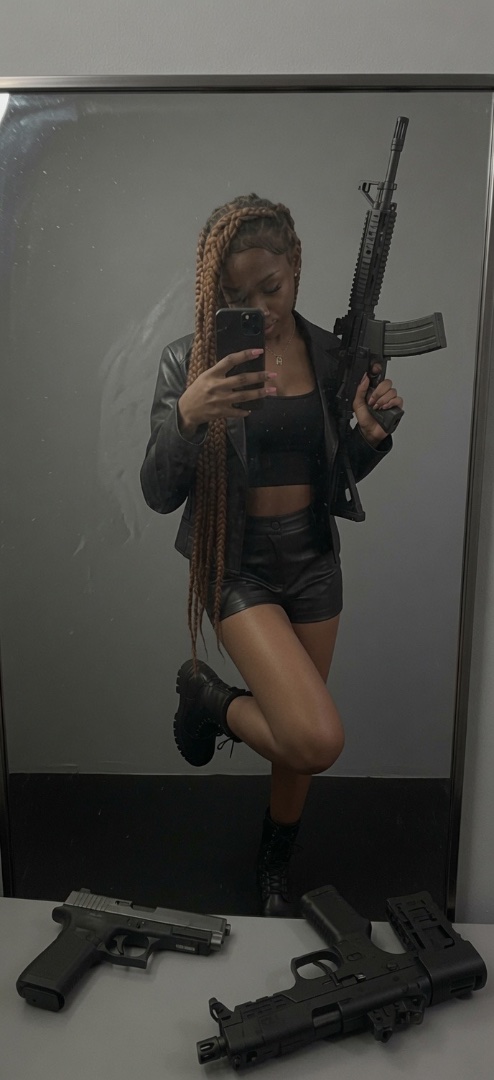Baddieee (@baddieee) on CashChat